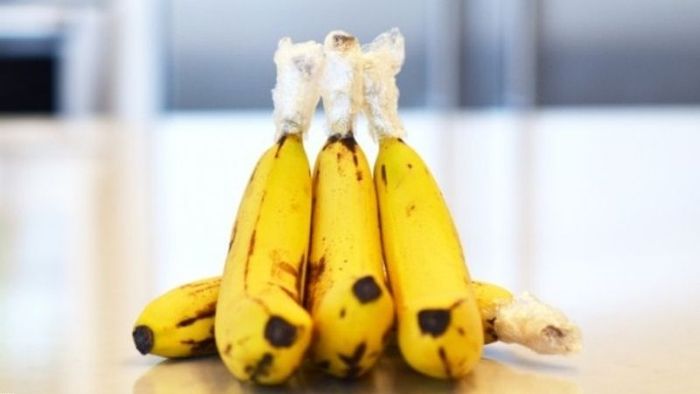 Rửa Sạch Chuối Ngay Sau Khi Mua