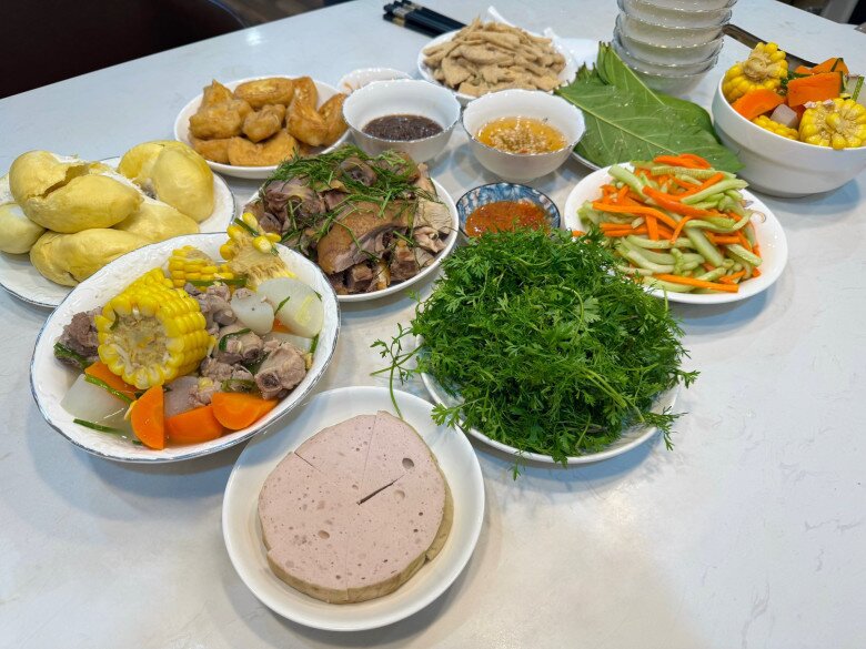 Hành trình nấu ăn của MC Mù Tạt